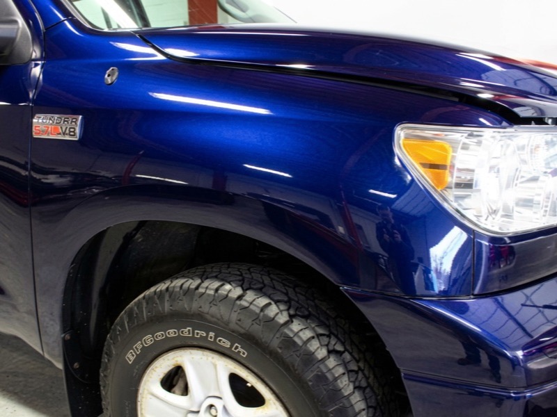 Smooth repaired Toyota Tundra fender